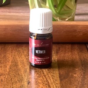 Young Living Vetiver 🌺 essential oil